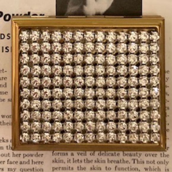 Vintage Compact - Picture 2 of 5